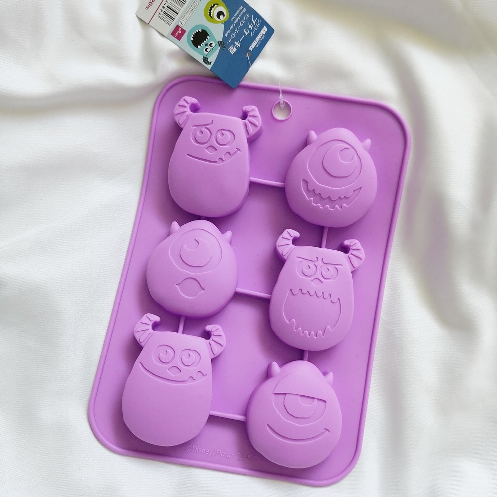 New Daiso x Disney  Monsters Silicone Petite Cake/Chocolate / Ice Mold